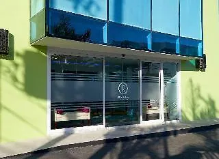 R Hotel キングストン