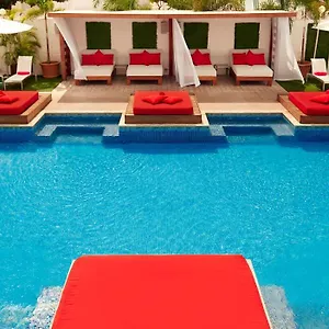 S Jamaica